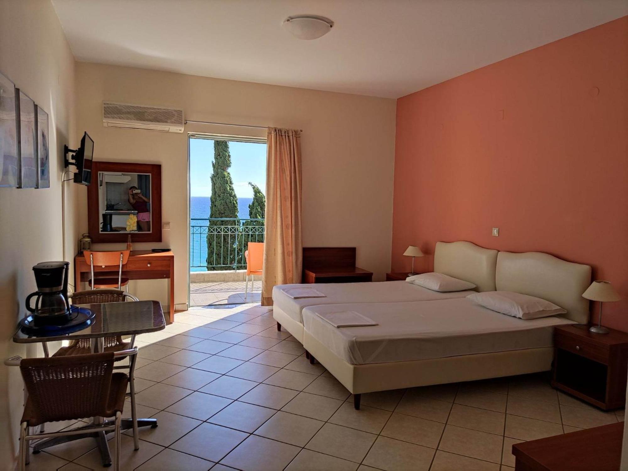 Miloni Apartament Lourdata (Kefalonia)