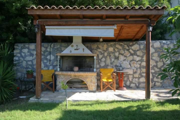 Miloni Appartamento Lourdata (Kefalonia)